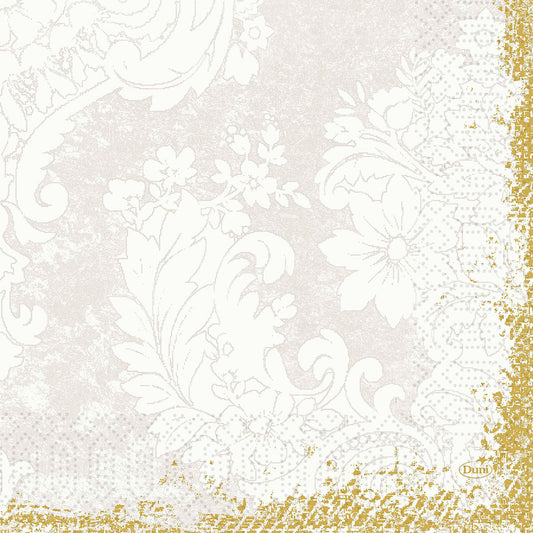 Ein florales Spitzenmuster in Vintage-Weiß auf Beige mit Goldrand ziert die Servietten Zellt.-Servietten 33x33 cm, 3-lagig Royal White (250er Pack) der Duni GmbH für einen elegant gedeckten Tisch.