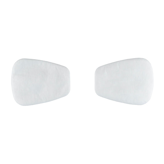 Zwei weiße, unregelmäßige Pads, wie der 3M™ Partikelfilter 5925 P2 von 3M Deutschland GmbH (10 Paar/Packung), werden nebeneinander auf einem einfarbig weißen Hintergrund positioniert.