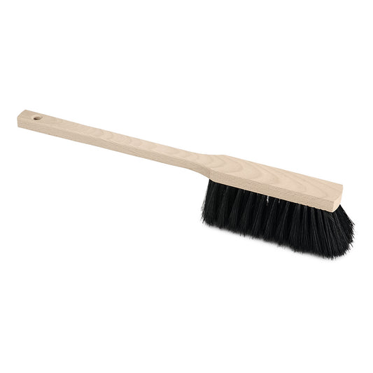 Die Nölle Profi-Bürste Langstielhandfeger 43 cm von Nölle Profi Brush Bürsten- & Pinseltechnik e.K. verfügt über einen leichten Holzstiel mit Aufhängeloch und dichte schwarze Qualitätsmischung-Borsten für bequemes Kehren.