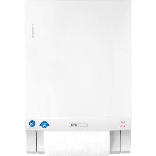 Der CWS ParadiseLine Stoffhandtuchspender Dry Slim Non-Touch, inklusive Panel weiß, ist ein weißer Wandspender, der eine hygienische, berührungslose Handtuchausgabe bietet; eine Rolle wird teilweise am Boden ausgegeben.