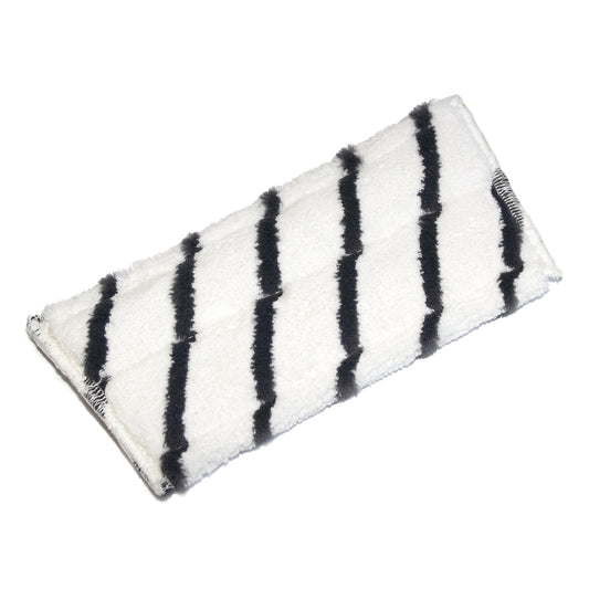 Der TASKI Jonmaster Pro Scheuermopp von Diversey Deutschland GmbH & Co. OHG ist ein rechteckiges weißes Mikrofaserpad mit fünf schwarzen Streifen und wird vor einem schlichten weißen Hintergrund angezeigt.