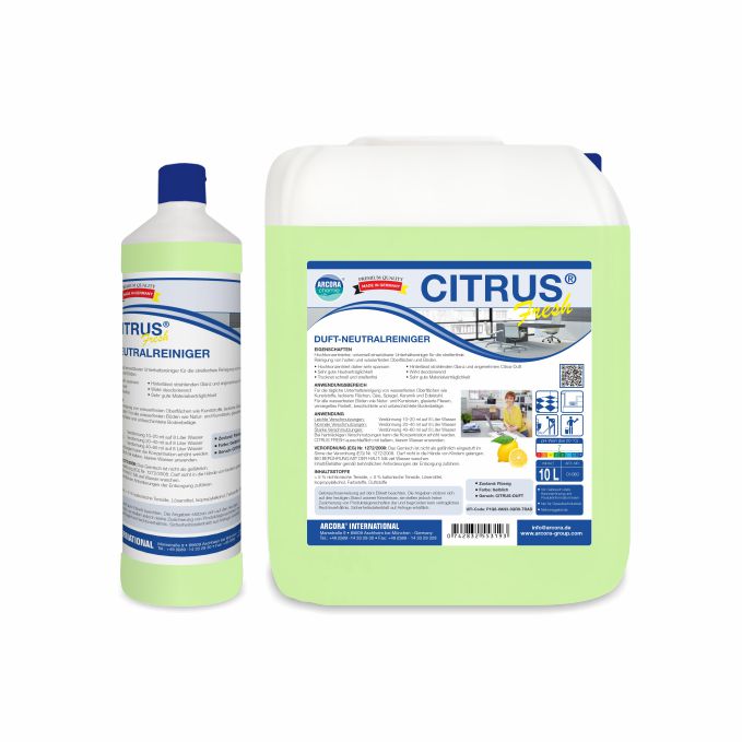 Abgebildet sind zwei Gebinde des Arcora CITRUS FRESH NEUTRALREINIGER von Arcora International GmbH: eine 1-Liter-Flasche und ein 10-Liter-Kanister, beide mit blauem Verschluss und Etiketten, die gereinigte Oberflächen, Zitronen und einen frischen Zitrusduft zeigen.
