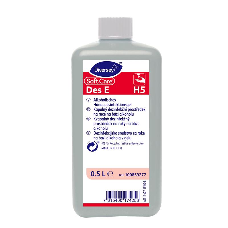 Een 500-ml-fles Diversey Deutschland GmbH & Co. OHG Soft Care Des E, VAH-gelijst, gelvormig handdesinfectiemiddel met een meertalig etiket in blauw, rood en wit met instructies en informatie.