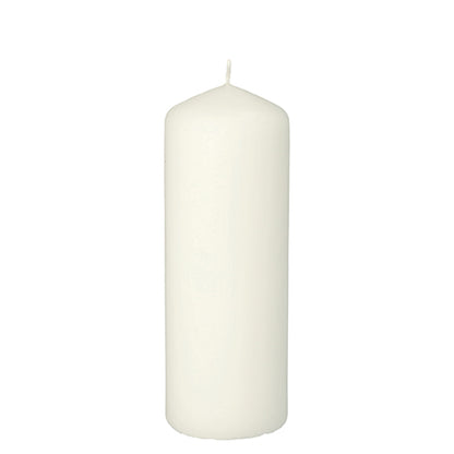 Een Starpak stompkaars met extra lange brandduur (Ø 60 mm, 165 mm, wit) staat rechtop voor een witte achtergrond en biedt langdurig kaarsplezier.