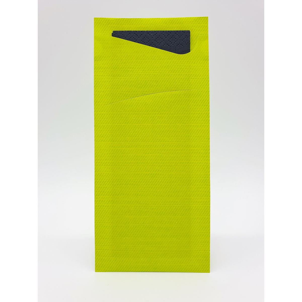 Een rechthoekige gele Sacchetto Zelltuch 190 x 85 mm van Duni GmbH staat rechtop tegen een witte achtergrond, waarvan de zwarte driehoekige flap gedeeltelijk over de bovenrand gevouwen is.