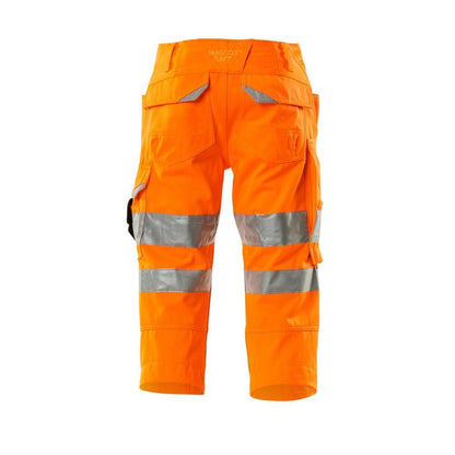 Driekwartbroek met kniezakken. Driekwartbroek