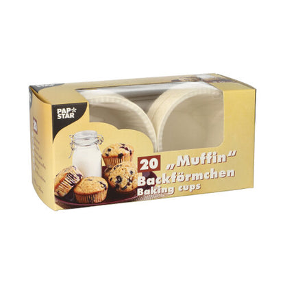 Een doos met 20 witte PAPSTAR muffinbakvormpjes (Ø 5 cm, 3,5 cm hoog) van PAPSTAR GmbH komt in een vouwdoos met kijkvenster en muffinmotief.