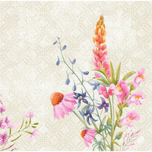 Een aquarel-illustratie met roze kegeldistels, blauwe bloemen en hoge roze lupinen siert een beige gemêleerde achtergrond - perfect voor Duni GmbH Dunisoft-Serv. 40x40cm servetten.