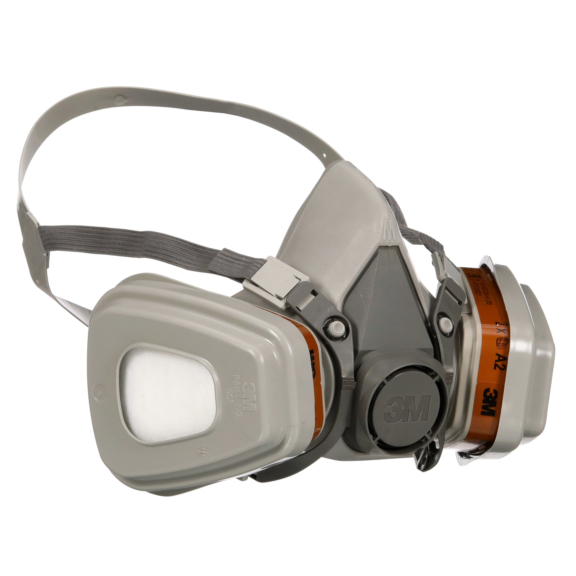 Die 3M™ Atemschutzmaske 6003KIT-1 von 3M Deutschland GmbH bietet austauschbare A2P3 Filter für organische Dämpfe (1x6200, 2x6055, 2x5935, 2x501) und einen verstellbaren Kopfgurt - ideal für industriellen Atemschutz.