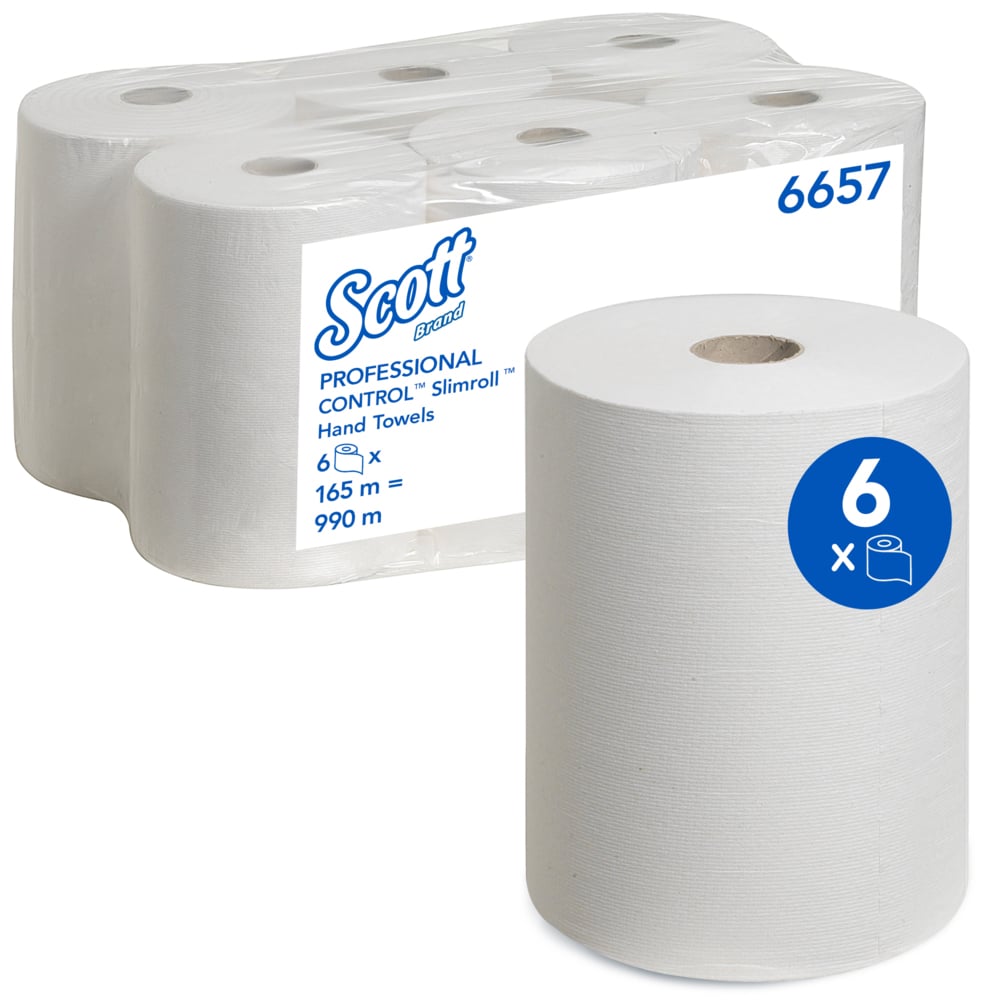 Ein Karton mit sechs Scott® Control™ Slimroll™ Handtüchern von Kimberly-Clark GmbH (Weiß, 6 Rollen), mit einer Rolle auf der Vorderseite, fünf Rollen in durchsichtigem Kunststoff und einem blauen Kreis mit der Zahl sechs auf der vorderen Rolle.