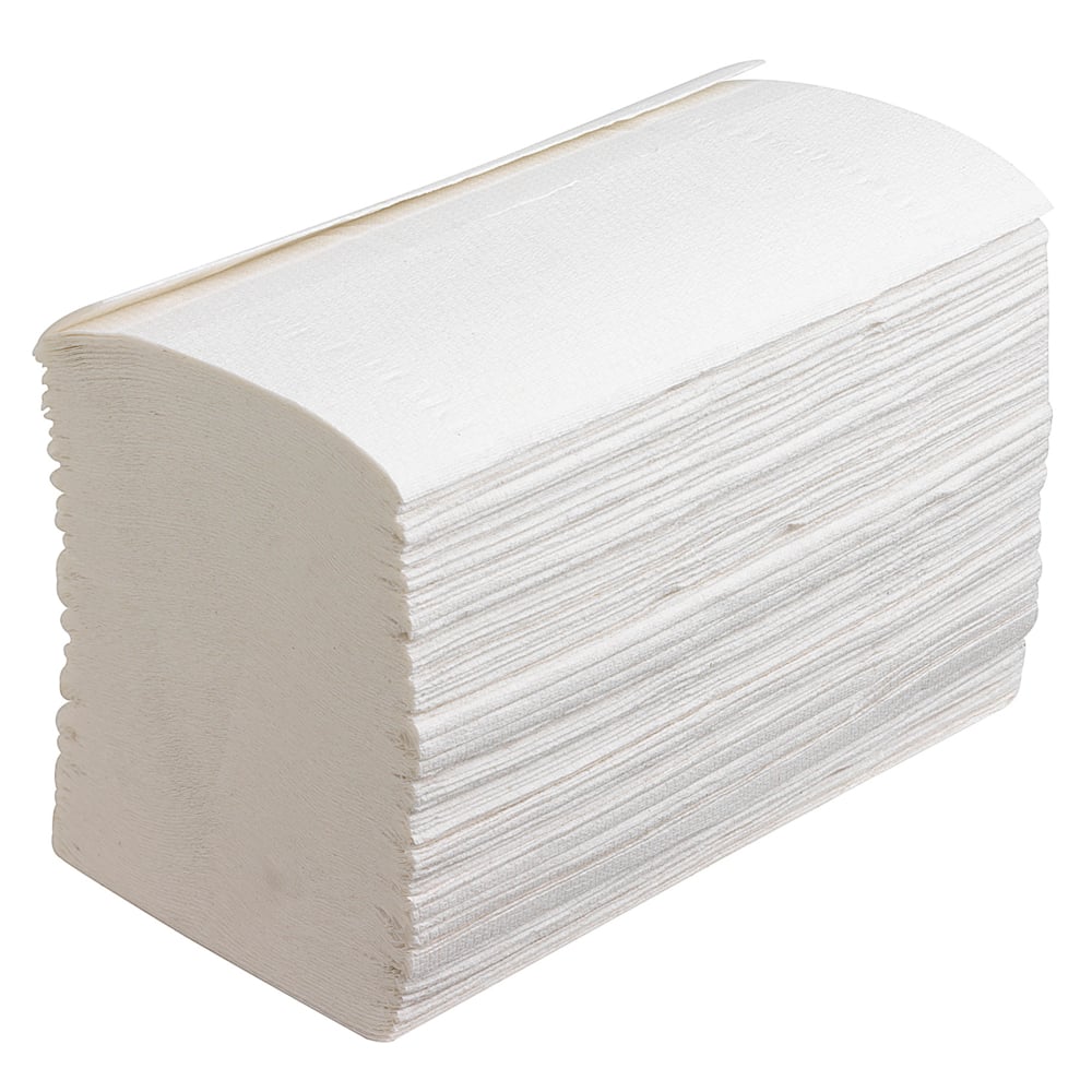 Een stapel Scott® Control™ Interfold Handdoeken, wit, klein (15 clips x 304 vellen), van Kimberly-Clark GmbH, rechthoekig gerangschikt met zichtbare randen voor efficiënt handen drogen. Doos bevat 15 pakjes.