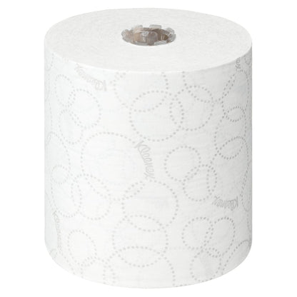 Een Kleenex® ULTRA™ handdoeken papierrol van Kimberly-Clark GmbH in wit (150m, 6 rollen/doos) met stippenpatroon, ideaal voor hygiënisch handen drogen. De rol staat rechtop op een witte achtergrond.