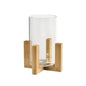 De lantaarn van glas, 12x12x17 cm van Duni GmbH, combineert stijlvol hout en glas en is als decoratieve tafellantaarn uit de ESME-serie een elegant woonaccessoire voor elke ruimte.