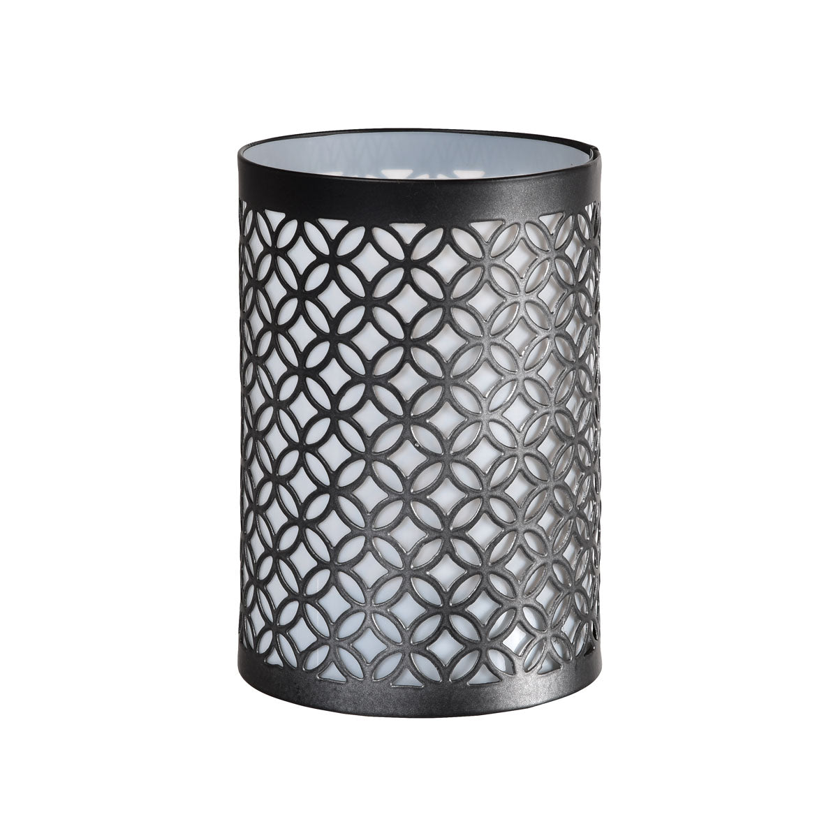 De metalen kandelaar, 8,9x13cm van Duni GmbH, valt op met elegante zwarte geometrie en een witte binnenkant - een stijlvol enkelstuk voor uw tafeldecoratie, afgebeeld tegen een witte achtergrond.