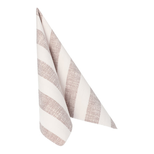 Eine gefaltete PAPSTAR 50 Servietten "ROYAL Collection" 1/4-Falz Serviette in mocca, Größe 40 x 40 cm von PAPSTAR GmbH, aufrecht stehend auf weißem Grund.