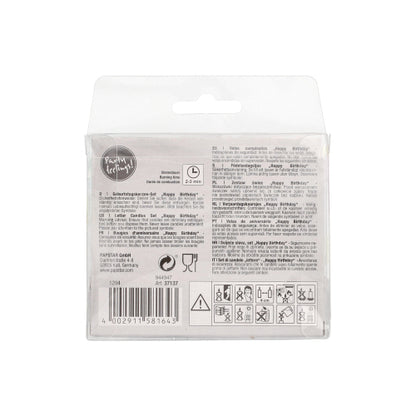 Rückansicht des PAPSTAR Buchstabenkerzen-Sets pastell 8 cm "Happy Birthday" (12er-Pack) der PAPSTAR GmbH, mit Text, Symbolen und Anleitung in mehreren Sprachen auf einer Klarsichtbox mit Barcode und Handhabungssymbolen am Boden.