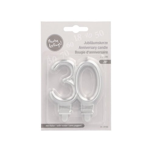 Een pakket van de PAPSTAR GmbH bevat twee jubileumkaarsen met houder (7 cm, zilver) in de vorm "30" voor jubilea, met meertalige verpakking en een doorzichtige kunststof hoes voor eenvoudig gebruik.