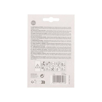 De achterkant van een PAPSTAR jubileumkaarsen met houder 7 cm "zilver" verpakking van de PAPSTAR GmbH toont meertalige tekst, veiligheids-/recyclingsymbolen, een barcode rechtsonder en een ophanggaatje bovenaan voor eenvoudige presentatie.