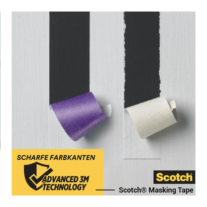 Twee stroken paars-wit Scotch® afplaktape voor gevoelige oppervlakken (24 mm x 41 m) van 3M Deutschland GmbH worden van een zwart-wit geschilderd oppervlak afgehaald, waarbij scherpe verflijnen zichtbaar worden. Op een geel etiket staat "Scherpe verfranden Advanced 3M Technology".