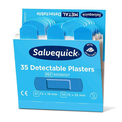 Eine blaue Schachtel mit der Aufschrift "Orkla Wound Care AB Blaues detektierbares Pflaster, 35 Stück/Mine | Packung (6 Stück)" enthält detektierbare Pflaster (72x19 mm, 72x25 mm), die ideal für die Lebensmittelindustrie sind und aus Hygienegründen einzeln verpackt werden.