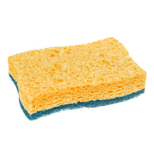 Der Scotch-Brite® Delicate nicht kratzender Naturfaser-Reinigungsschwamm von 3M Deutschland GmbH, rechteckig und gelb mit rauer blauer Unterseite, ist ideal für empfindliche Oberflächen. 2 Stück pro Packung, abgebildet auf weißem Hintergrund.