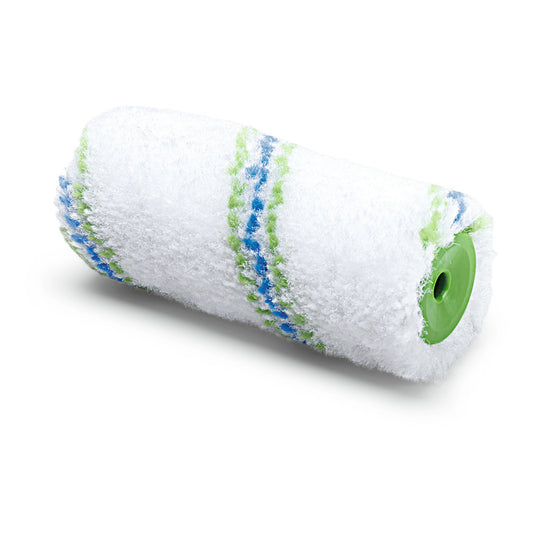 Eine Nölle Profi Brush Meisterflor Kombiwalze, 10 cm lang mit 30 mm Durchmesser und 10 mm Florhöhe von Nölle Profi Brush Bürsten- & Pinseltechnik e.K., liegt auf einer weißen Fläche.