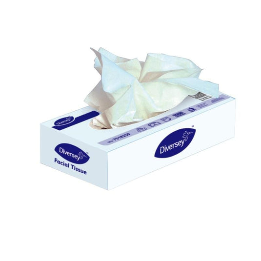 Een rechthoekige doos van milieugecertificeerde Diversey DI cosmetische tissues standaarddoos, 2-laags, wit (100 stuks), met tissues van 21 x 21 cm wordt van bovenaf uitgenomen; de overwegend witte doos toont blauwe branding en productinformatie.