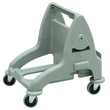 Het Diversey TASKI DuoMop Eenemmer Systeem Onderstel is een grijs kunststof onderstel met vier zwenkwielen, verhoogde zijkanten en een handgreep. Het is ontworpen voor het DuoMop-systeem en is ideaal voor het stabiele handmatige transport van containers bij vloeronderhoud. Verpakking: 1 stuk.