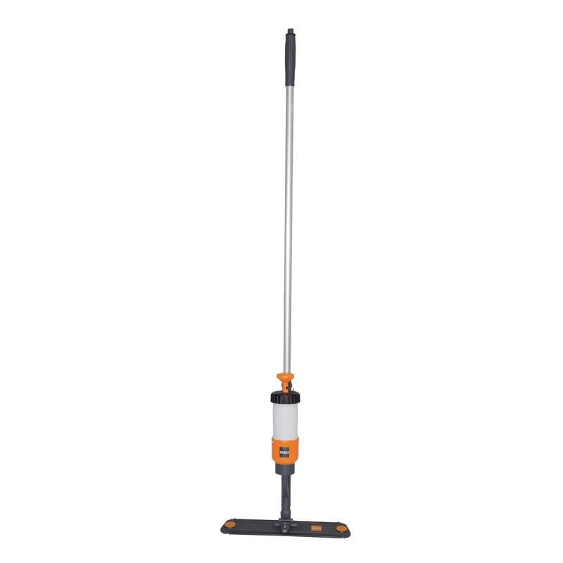 Het TASKI VersaPlus 2.0 Spraymopapparaat 40cm van Diversey Deutschland heeft een zilveren handgreep, oranje pomp, klittenbandhouder en drukfles voor efficiënte reiniging en veelzijdig gebruik (1 stuk).