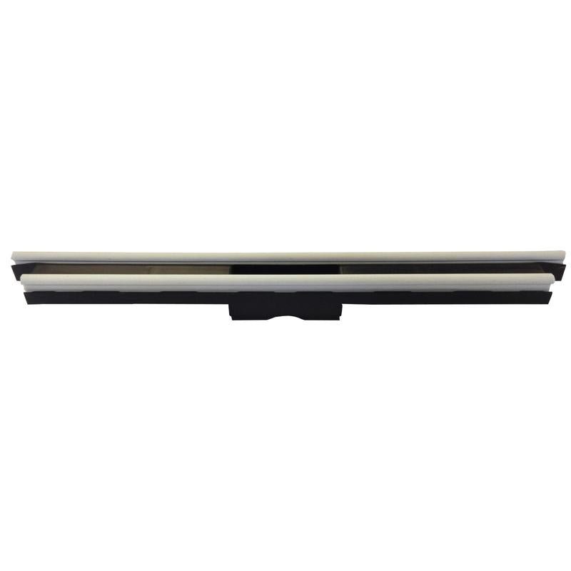 Vooraanzicht van de TASKI Steamer tapijtbijlage, 400 mm, van Diversey Deutschland GmbH & Co. OHG: een rechthoekige opzetstuk met zwarte basis en twee parallelle metalen staven, ontworpen voor de 400 mm vloermondstuk van de TASKI Steamer.