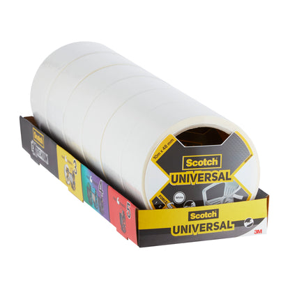 Ein Multipack Scotch® Universal Klebeband 2904 (10 m x 48 mm) von 3M Deutschland GmbH, bestehend aus fünf transparenten Rollen mit gelben und schwarzen Etiketten in einem Displaykarton.