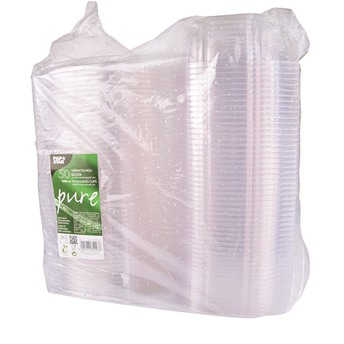 Een in doorzichtige plasticfolie verpakte verpakking met 50 PAPSTAR 'pure' glasheldere PLA delicatessen- en slakommen met klapdeksel, met een groen-wit etiket aan de voorkant met het merk en recyclinginformatie van de PAPSTAR GmbH.