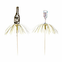 De PAPSTAR 10 decoratieve prikkers van PAPSTAR GmbH omvatten cocktailprikkers met metallic foliestaarten, versierd met decoraties in de vorm van flessen en wijnglazen - ideaal als feestelijke decoratieve prikkers voor feestjes.
