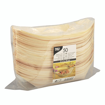 Een verzegelde verpakking met 50 ovale PAPSTAR houten „pure“ bootjes-borden (21,5 x 10 cm) van milieuvriendelijk lichtgewicht hout toont het merk, de hoeveelheid en grootte van de PAPSTAR GmbH – ideaal voor het serveren van fingerfood bij elke gelegenheid.