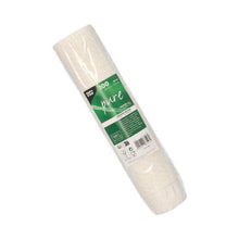 Een verzegelde verpakking met 100 PAPSTAR Ronde dressingbekers, 6,6 cm, wit, papieren „pure”-bekers van PAPSTAR GmbH – ideaal voor milieuvriendelijk serveren; elke beker heeft een inhoud van 90 ml en op het groen-witte etiket staat productinformatie vermeld.