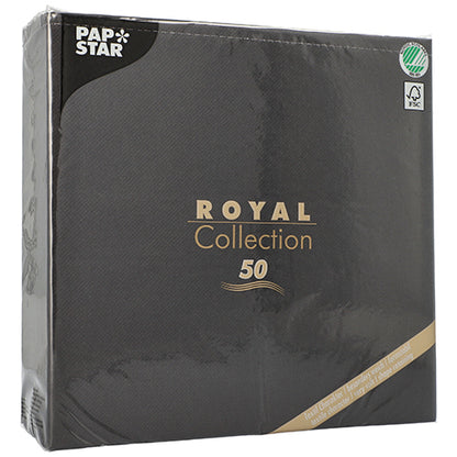 Een zwart pakket van de PAPSTAR GmbH met het opschrift „ROYAL Collection 50“ (48 x 48 cm, 1/4-vouw) toont gouden en witte tekst, een groen recyclingsymbool in de rechterbovenhoek en bevat 50 hoogwaardige servetten.