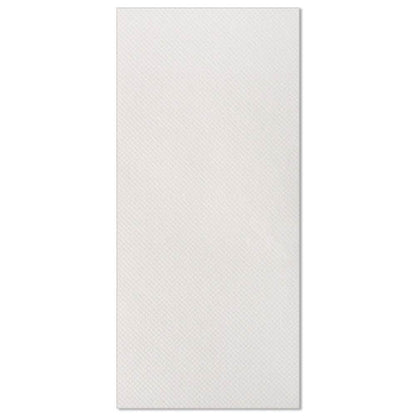 De 50 servetten „ROYAL Collection“ 1/8-vouw, 40 x 40 cm, van de PAPSTAR GmbH zijn elegante witte servetten met een subtiel patroon – ideaal voor een stijlvol gedekte tafel.