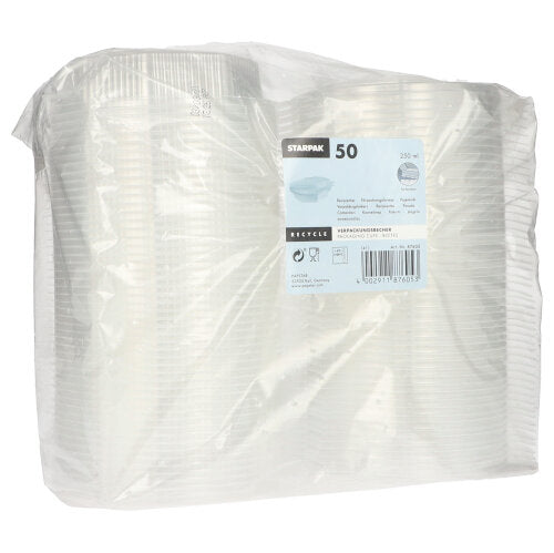 Een doorzichtige kunststofverpakking bevat 50 Starpak 8-hoekige transparante PP-wegwerpbekers met scharnierdeksel. Het etiket bevat het merk Starpak, productdetails en recyclinginformatie in meerdere talen.