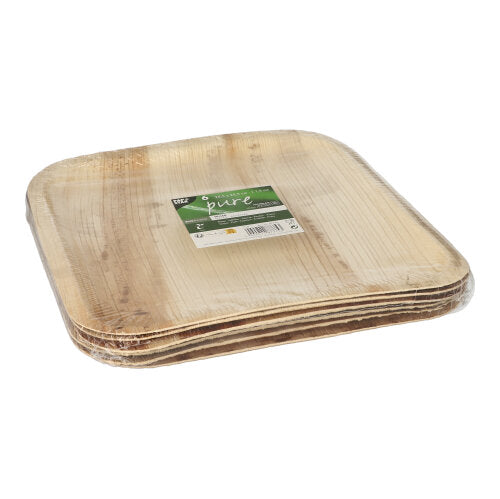 Ein Stapel quadratischer PAPSTAR 6 Teller, Palmblatt „pure“ eckig von der PAPSTAR GmbH, verpackt in einer durchsichtigen Kunststoffverpackung mit einem grün-weißen Etikett oben drauf.