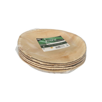 Een stapel ronde PAPSTAR 6 borden palmblad "pure" van PAPSTAR GmbH, lichtbruin in natuurlijke houtlook, verpakt in een kunststof verpakking met productetiket - ideaal als milieuvriendelijk servies voor elke gelegenheid.