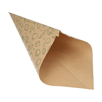 De PAPSTAR 1000 puntzakken kraftpapier bruin "Fruits & Vegs" van PAPSTAR GmbH zijn een stijlvolle, milieuvriendelijke zak met groene fruit- en groentemotieven aan de binnenkant, ideaal voor duurzaam serveren van snacks. Leeg gepresenteerd op een witte achtergrond.