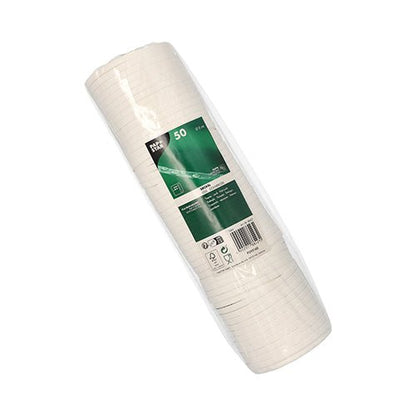 Afgebeeld is een plastic verpakte verpakking met 50 witte PAPSTAR deksels voor drinkbekers (rond, Ø 8 cm, karton | folie) van PAPSTAR GmbH op een witte achtergrond. Het groen-witte etiket benadrukt de milieuvriendelijke kartonnen deksel.