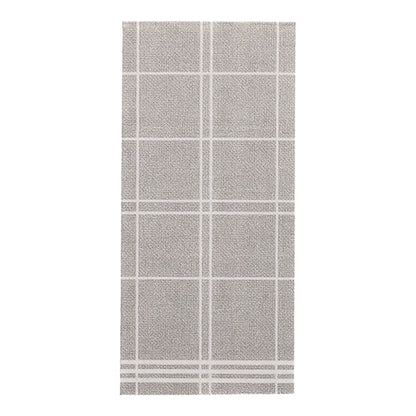 De 100 PAPSTAR servetten „ROYAL Collection“ van de PAPSTAR GmbH vallen op door hun grijze kiezelsteendessin met een wit raster van grote en kleine vierkanten, dat de eenvoudige geometrische elegantie van de collectie weerspiegelt. Afmeting: 48 x 33 cm, 1/6-vouw.