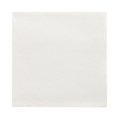 Een platte, witte PAPSTAR 50 servetten „DAILY Collection“ 1/4-vouw (32x32 cm) servet van de PAPSTAR GmbH is afgebeeld op een witte achtergrond met een subtiele reliëf – perfect voor tafeldecoratie en hoogwaardige servetten.
