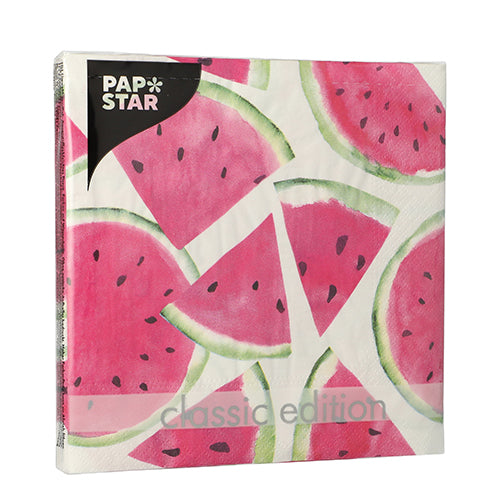 Die PAPSTAR 20 Servietten, 33 cm x 33 cm, 3-lagig der PAPSTAR GmbH haben einen weißen Hintergrund mit rosa Wassermelonenscheiben, grünen Schalen und schwarzen Kernen. Sie kommen in einer klassischen, quadratischen Verpackung mit 1/4-Falz-Design (Set 1).