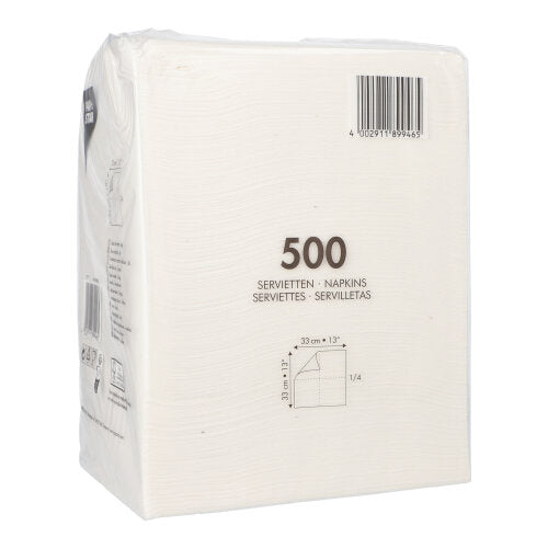 Rechtop staat een kunststof verpakte 500-pack PAPSTAR servetten 1-laags, wit, 33x33 cm, 1/4-vouw van de PAPSTAR GmbH; op de verpakking bevinden zich een barcode, meertalige informatie en een eenvoudige servet vouwtekening.