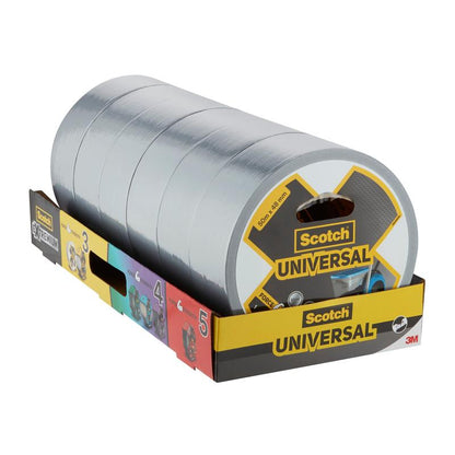 Een displaydoos met vijf grote rollen Scotch® Universele Tape 2904 (50 m x 48 mm), elke rol met de productnaam en het merk gelabeld en het logo van 3M Deutschland GmbH zichtbaar op de doos.