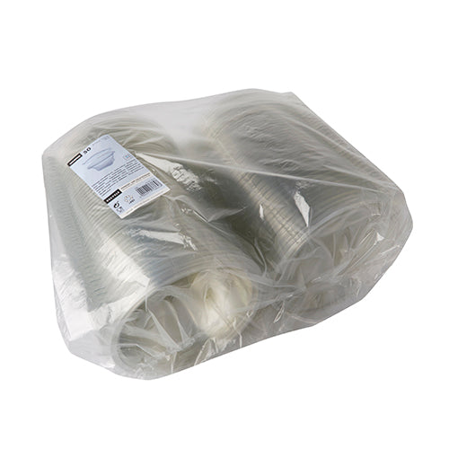 Een in doorzichtige plasticfolie gewikkelde verpakking met 50 Starpak delicatessen- en slaschalen met klapdeksel, R-PET glasheldere ronde bekers, gestapeld en linksboven met een wit etiket verzegeld.