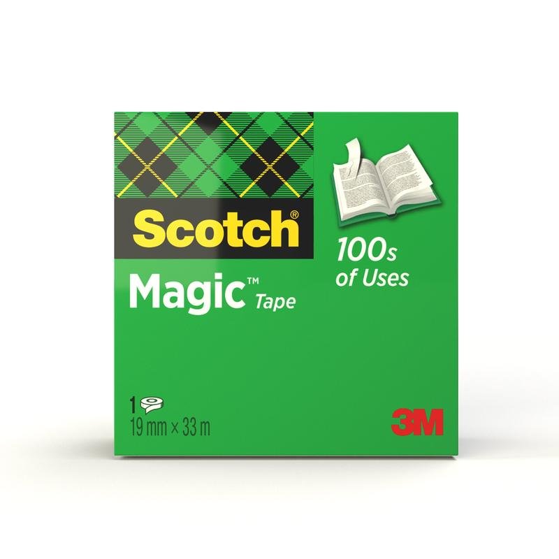Een groene doos Scotch® Magic™ Onzichtbare Tape van 3M Deutschland GmbH met een geruit ontwerp, een open boekafbeelding, de tekst "100s of Uses" en een grootte van 19 mm x 33 m.