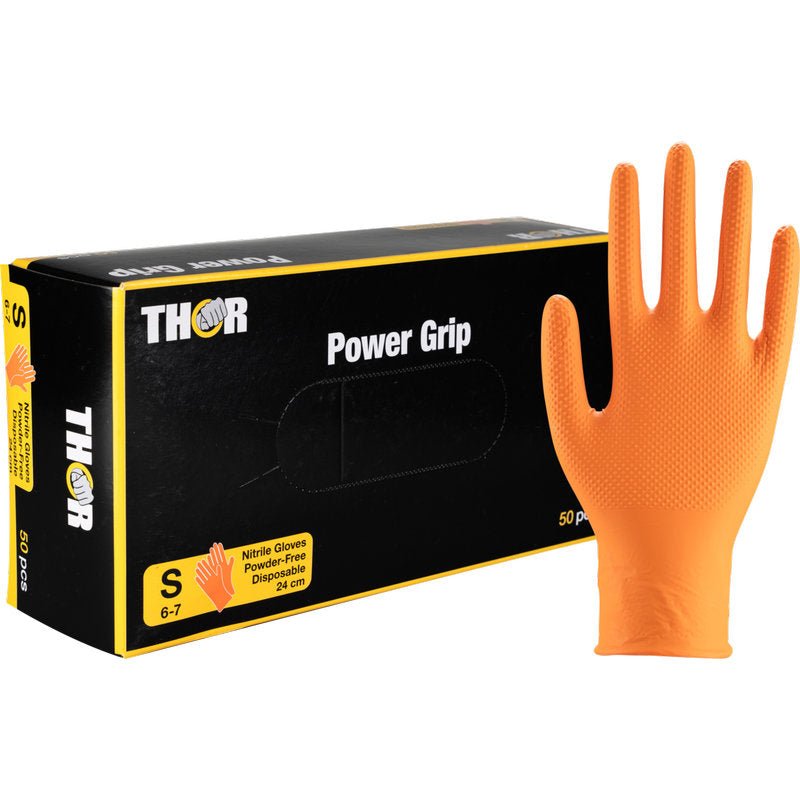 Afgebeeld is een doos Abena Re-Seller GmbH Thor Power Grip, Oranje Wegwerp-Nitrilhandschoenen (klein) met een gestructureerde handschoen rechtop ernaast. De verpakking benadrukt het poedervrije, duurzame ontwerp en de uitzonderlijke grip - ideaal voor onderarmtraining.